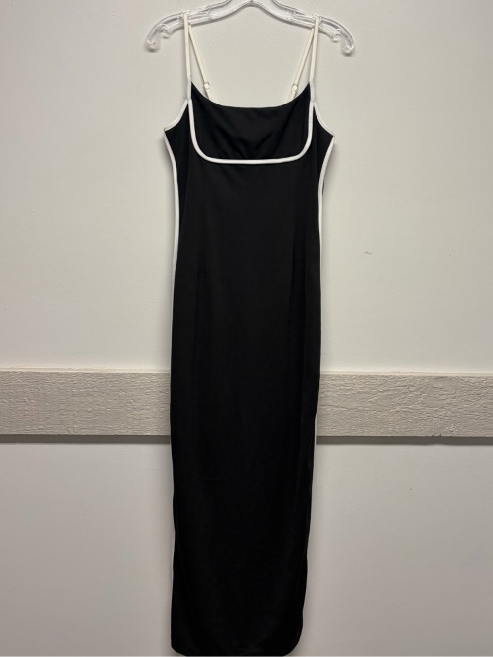 Pretty Garden Black Sporty Dress